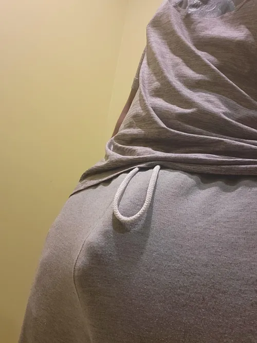 Grey sweats for the win