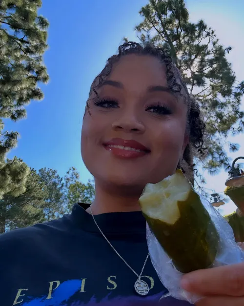 Guys 25+, vote for the sluttiest shot: 1, 2 or 3? Be real—which o