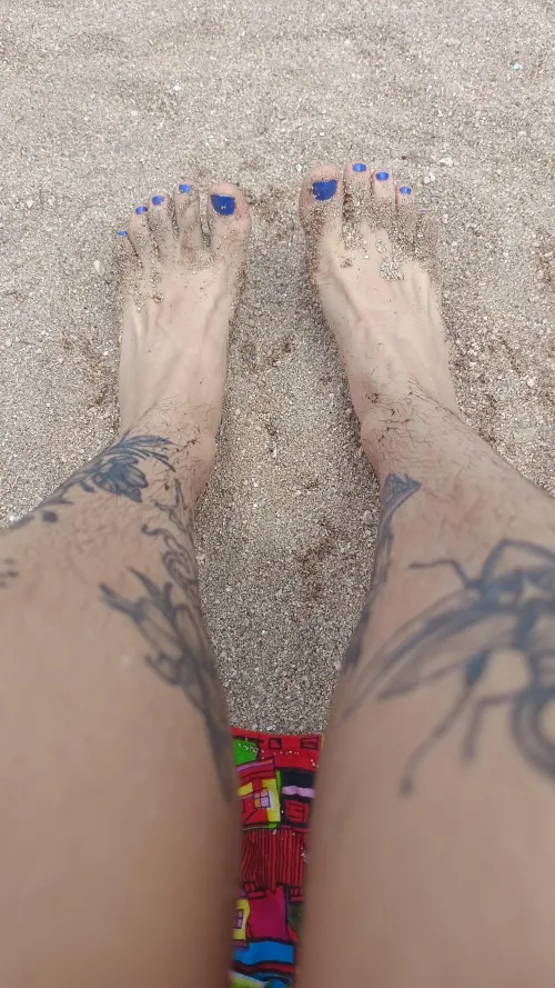 Hairy legs in the beach