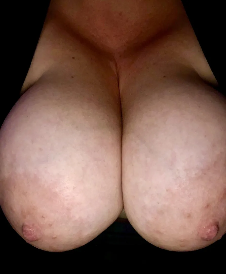 Happy Monday everyone!!