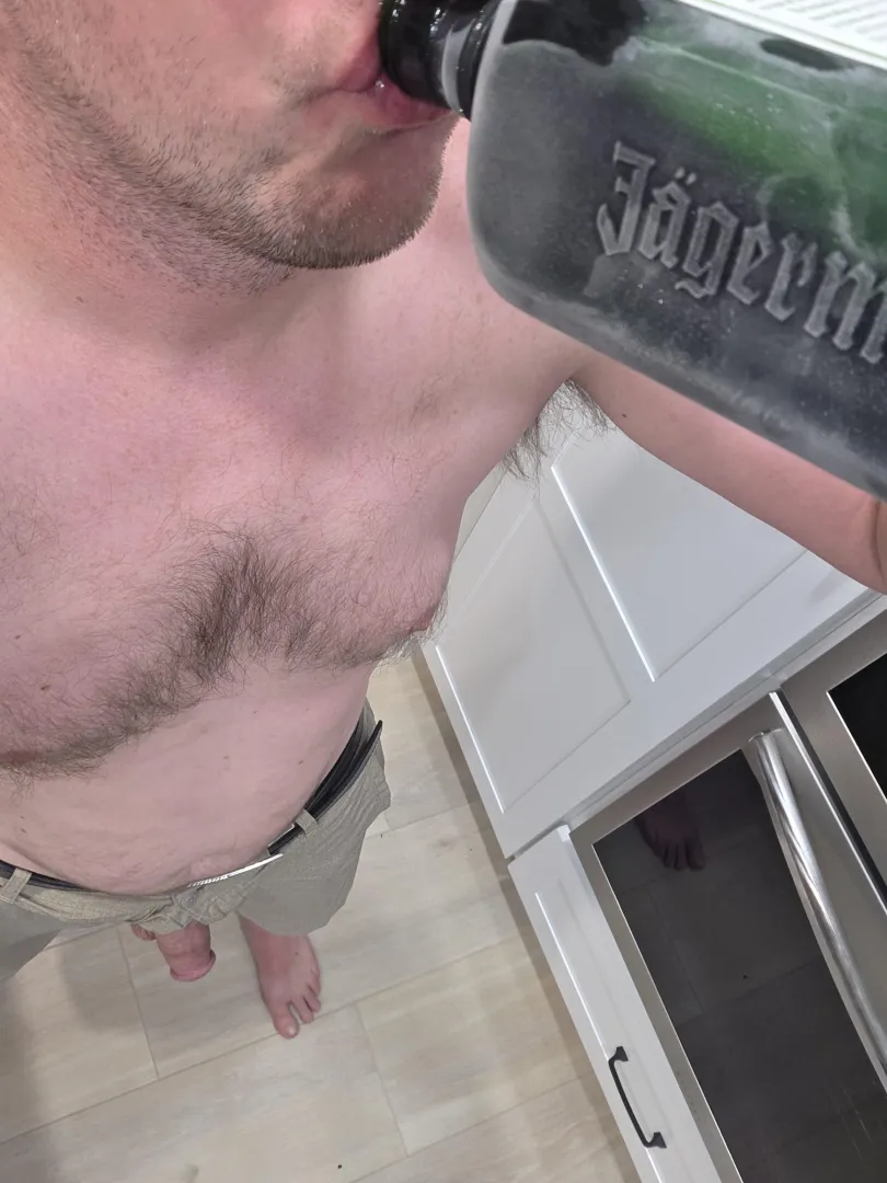 Happy Sunday. May yalls week be great. Its nightcap time