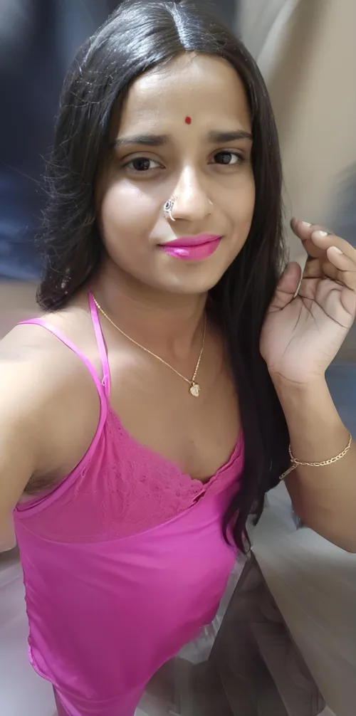 Happy valentines day to lovely peeps here mwah 