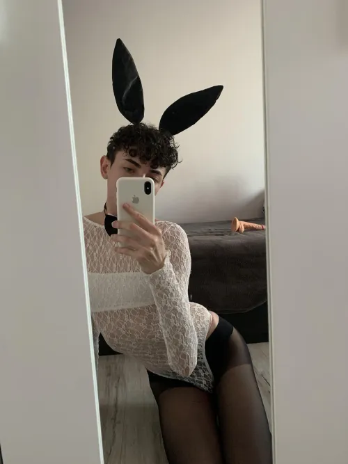 Happy Valentine’s ❤️ want to be mine baby?