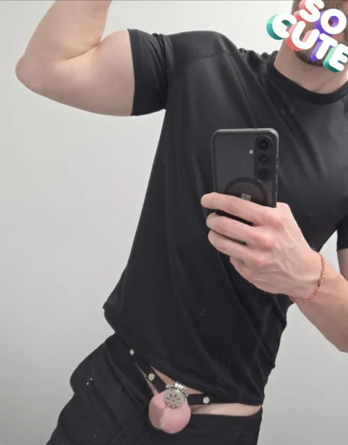 Happy weekend to those that lock and those that appreciate the locked ❤️