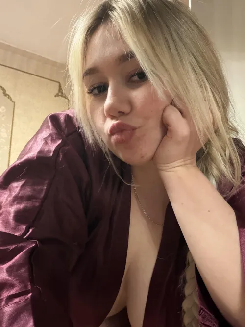 Have a good working day, everyone