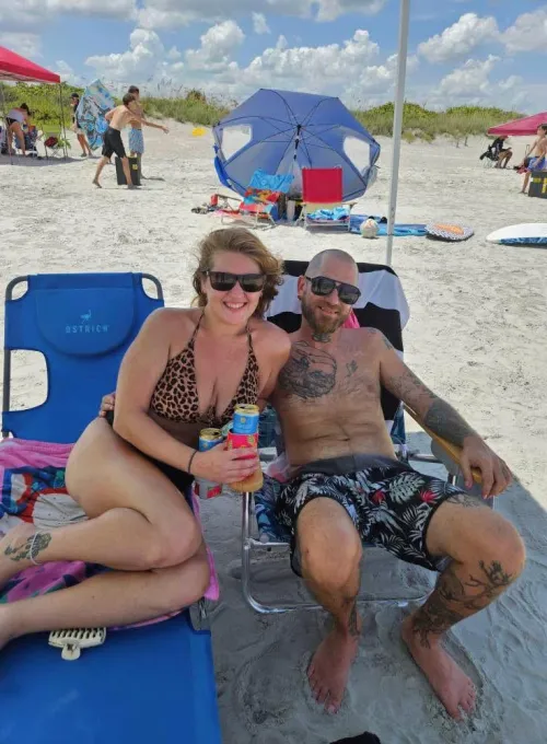 Heading out for a bit if any couples want to connect!