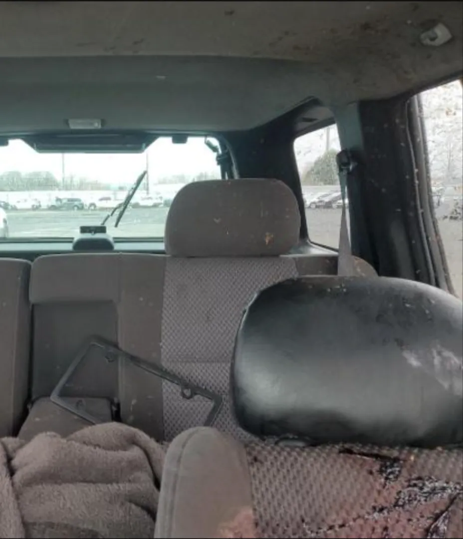 Hello everyone, would anyone be able to give me some insight into this car?