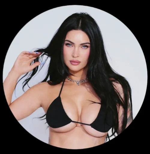 Her new pfp on Instagram