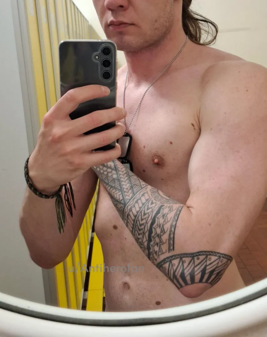 Here is your bro, not only for the workout