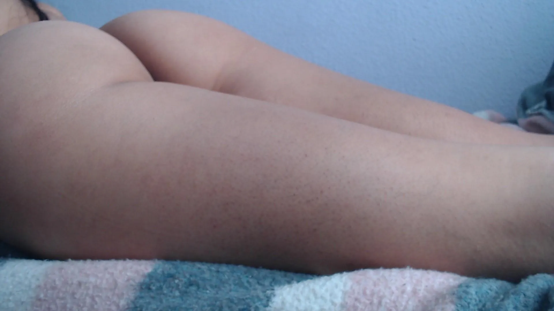 here is your pillow.. u can bite