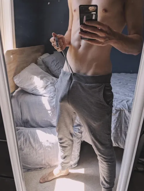 Hey 44M Asian hit me up and check out my profile looking for consistent FWB