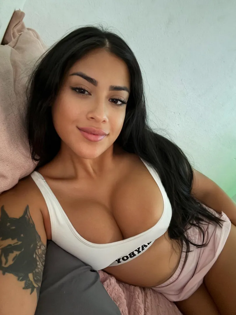 Hey, just a little Latina chilling at home