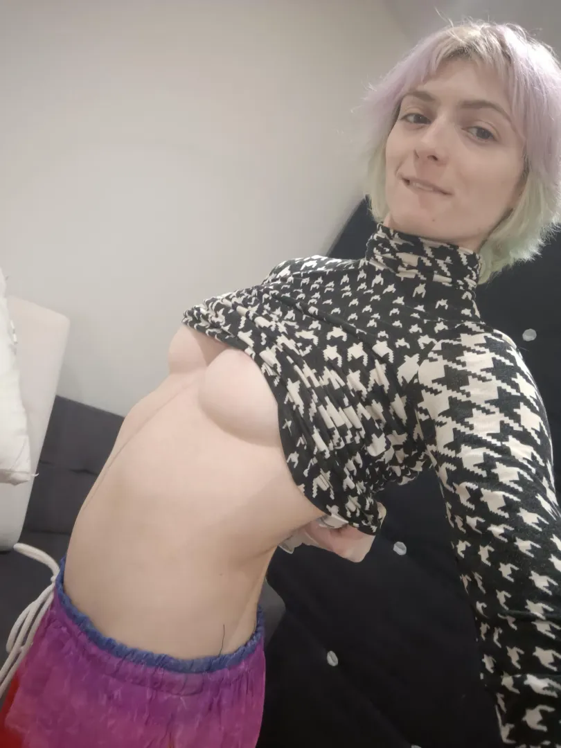 Hi I'm Lily from London