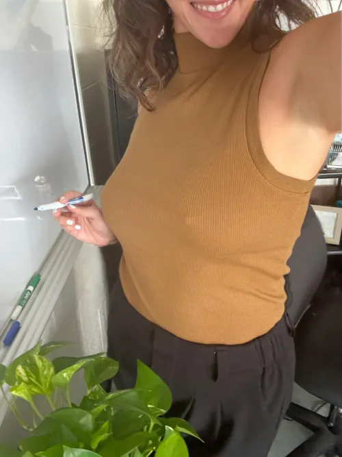 Hi, I'm the Head Teacher at this school... (f45)