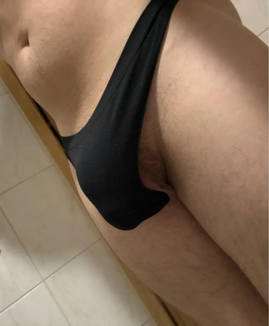 Hi new here. Would i be good sissy