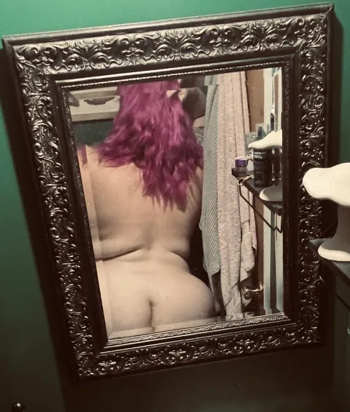 hips too wide for the mirror