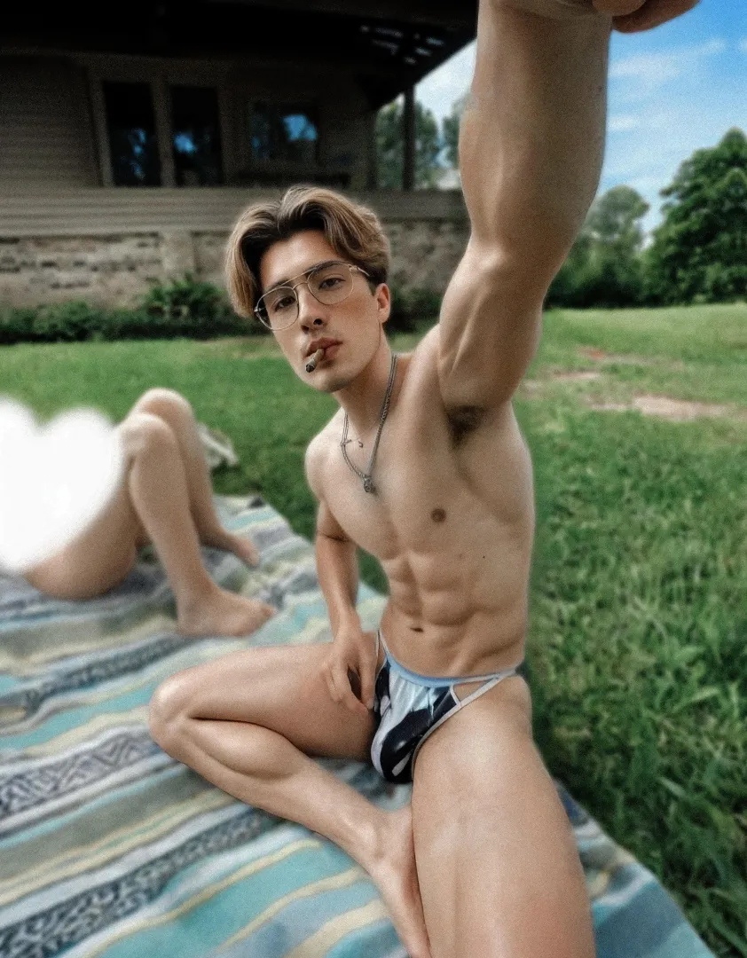 hope everyone’s having a good day 