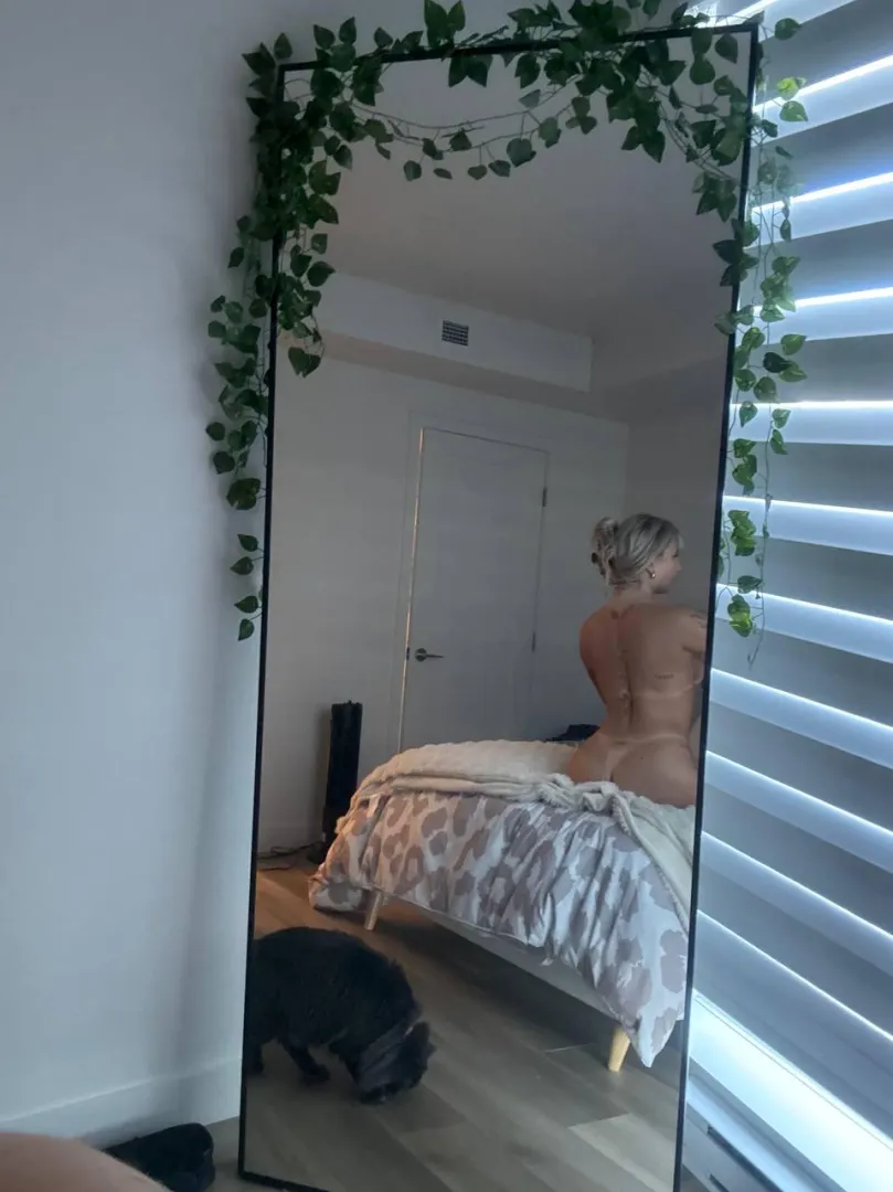 Horny and alone… wanna teach this neglected wife your filthiest kink?