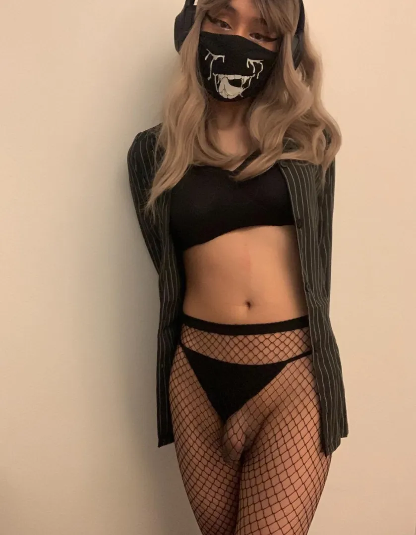 Horny and need to goon on cock