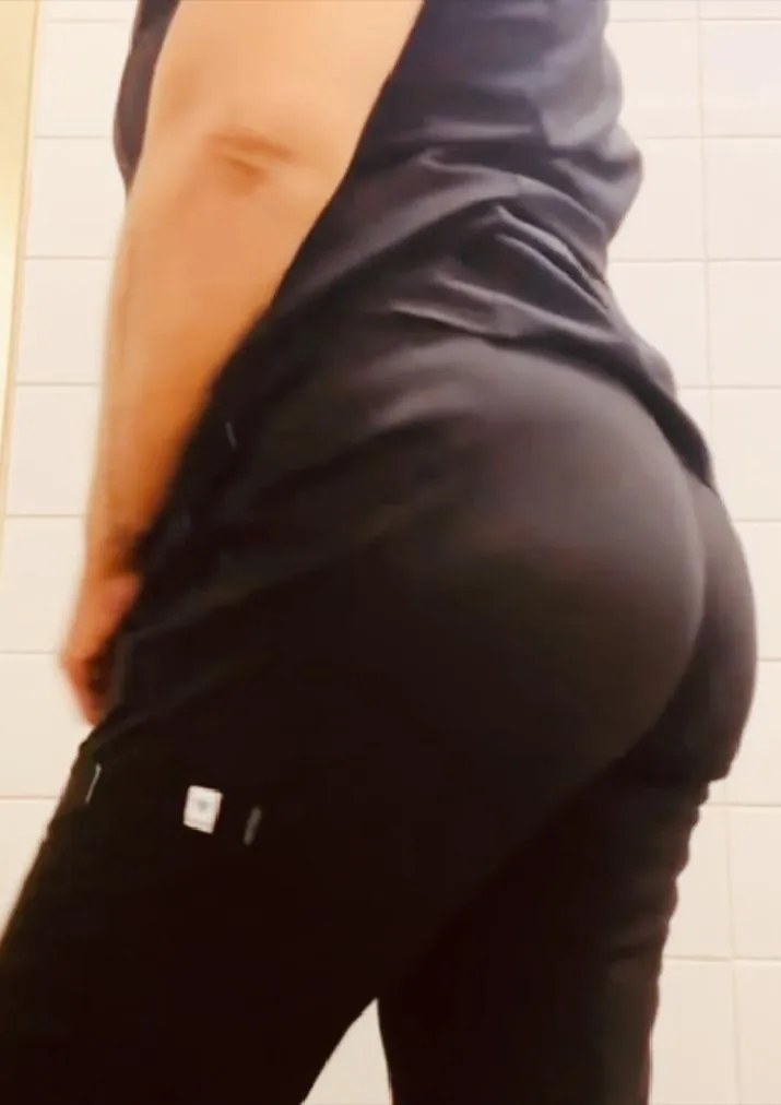 Hospital, public restroom!