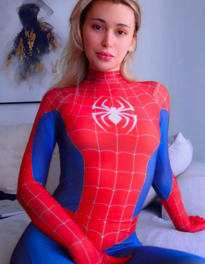 How do you like my cosplay??