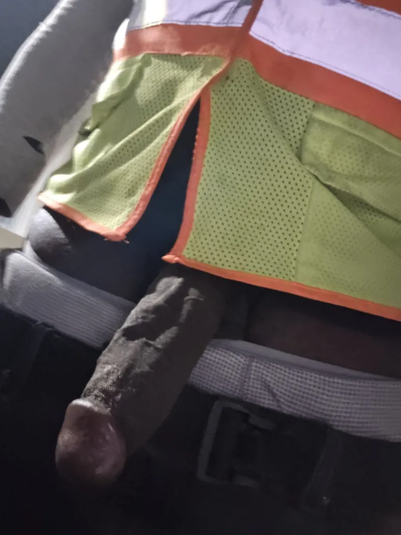 How I get when I'm at work fantasizing about chubby fembois and trans chicks 