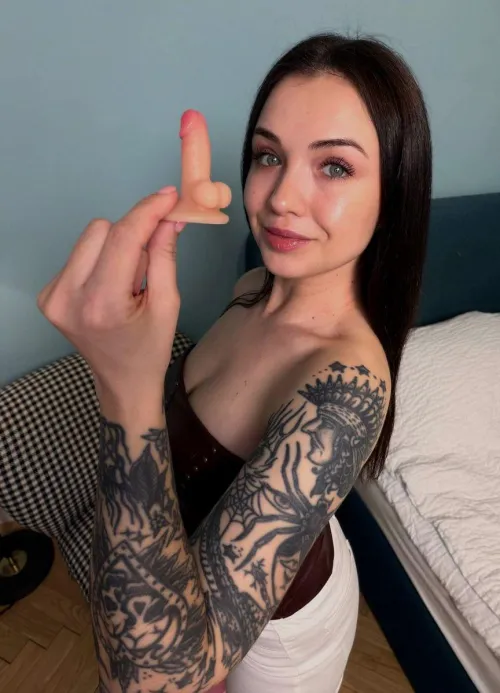 How many fingers do you use when you masturbate?