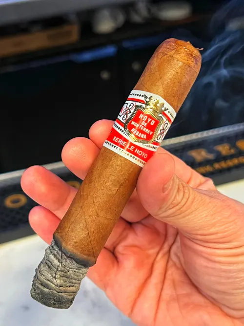 Hoyo de Monterrey Le Hoyo Río Seco