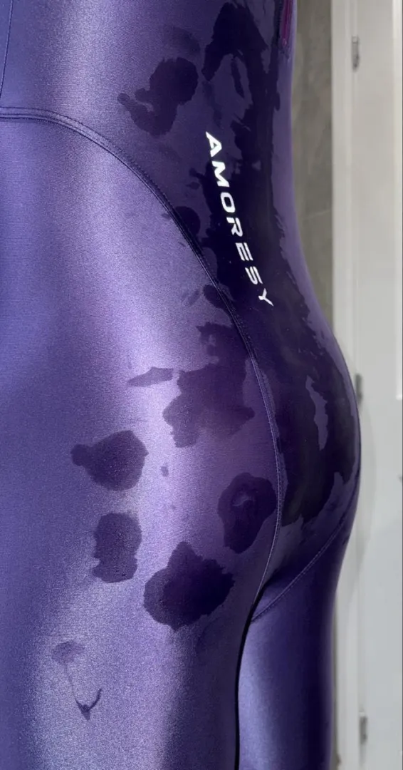 Huge load all over my amoresy spandex
