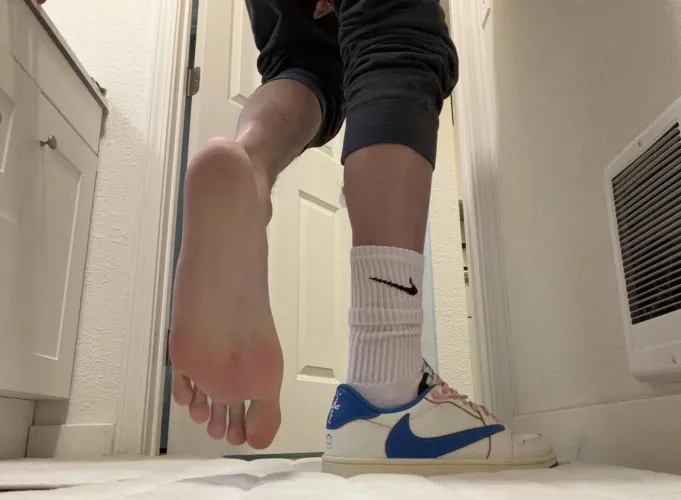 Huge sneakerhead here but love to show off my soles
