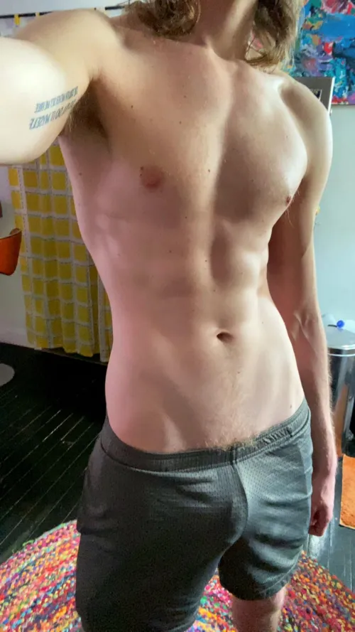 Hump day is for freeballing