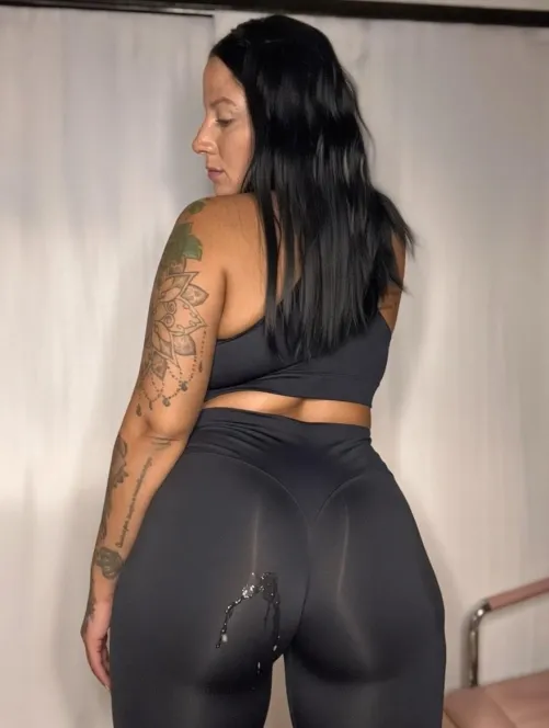 I already wore my new leggings! I think there's still more room here!