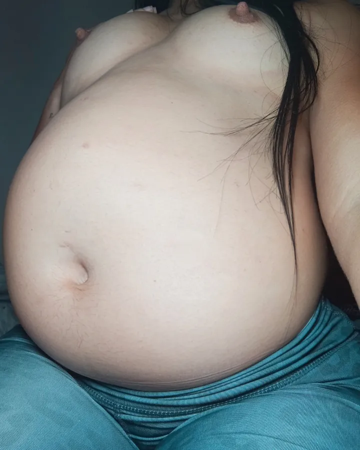 I am a single pregnant woman. Ready to play! No limits and super hot. Are you there, daddy? I want to fulfill all your fetishes.