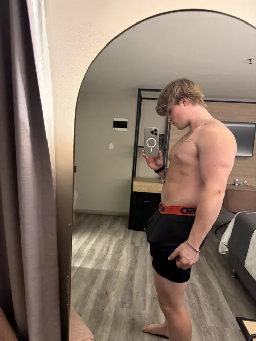 I am in love with my roomate , should i tell him ?