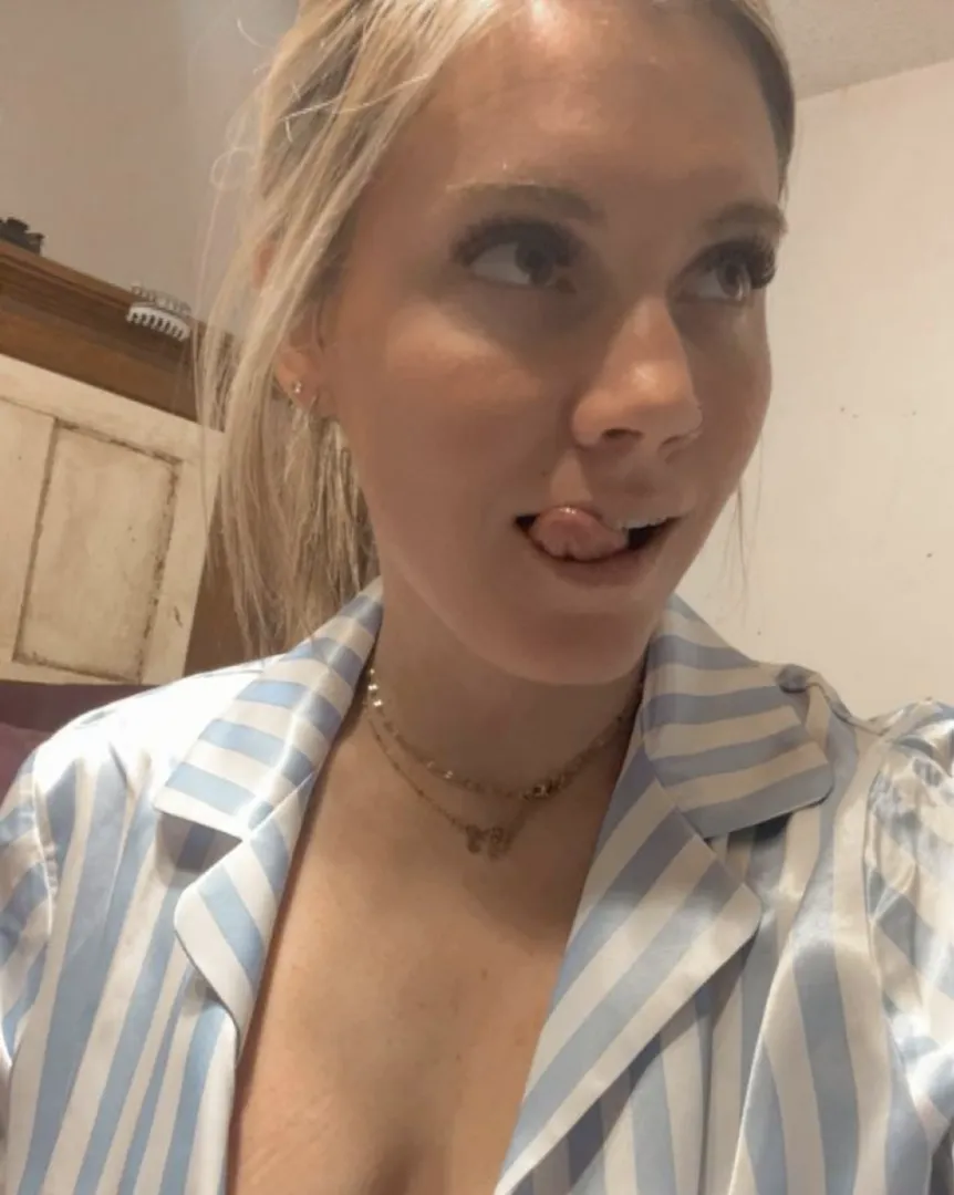 I am so horny and ready for you, just tell me if you'd fuck me as much as I want