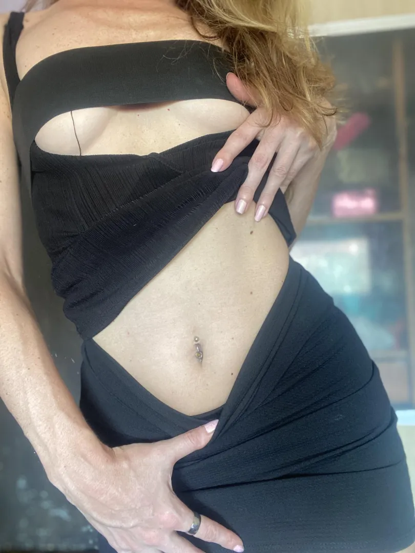 I bet you're desperate to breathe near my belly button.