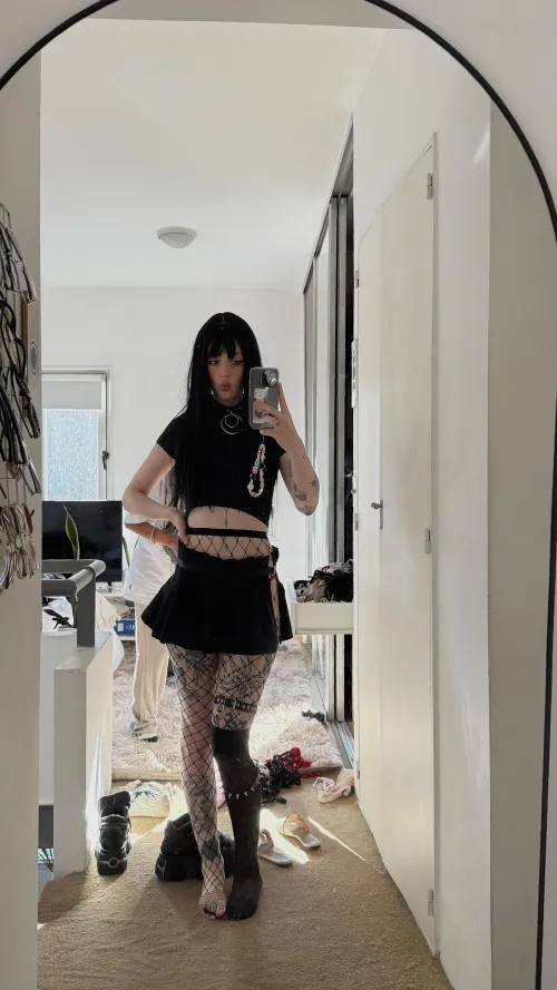 I blush but I like it [F]