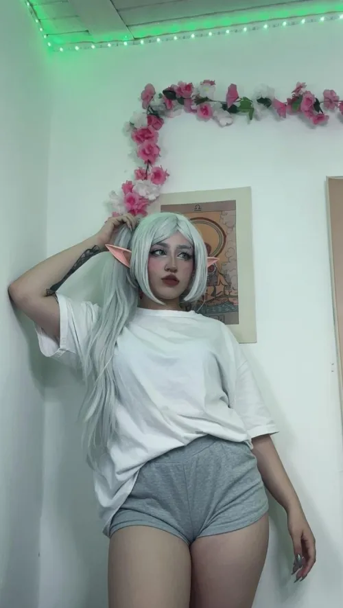 i bought this wig off amazon because i thought it would make me look like an elf or something, idk if i'm doing this right, my legs feel weird being this exposed in my room with the fairy lights on