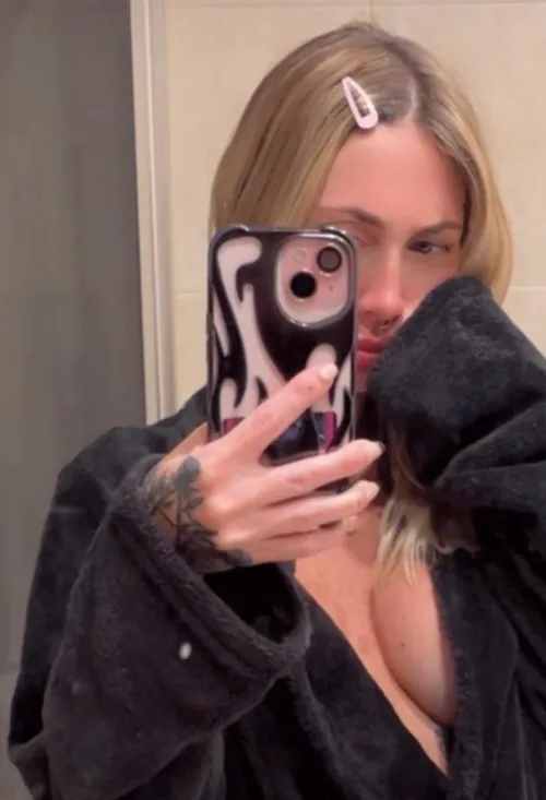 I can make you my goontard and ruin u beta Stay broke Stay obsessed by a bratty like me