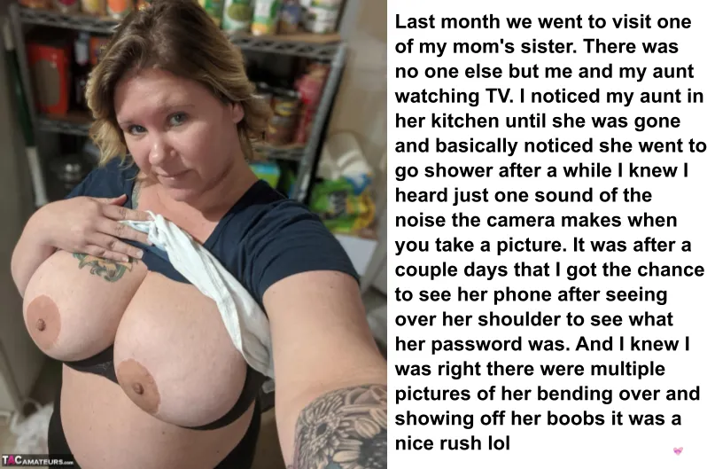 I caught my aunt taking pictures of herself