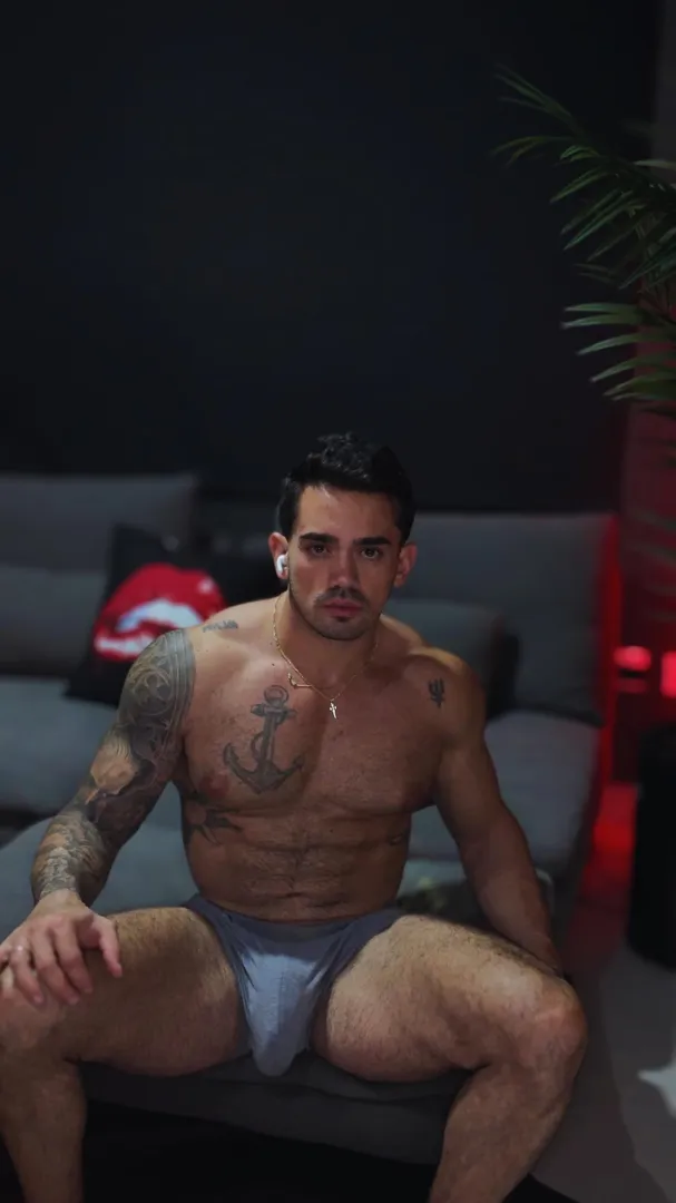 I don’t bite… unless asked nicely