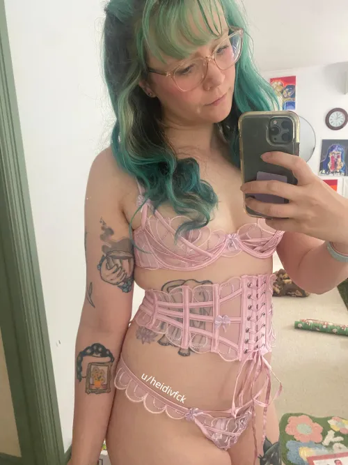 i don’t need to be gentle to keep you loyal, cuck