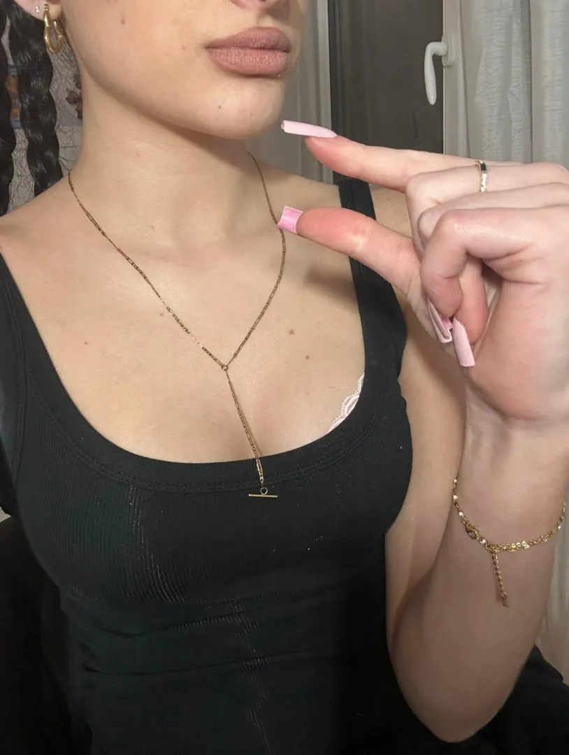 I don't think I gave you permission to look at me, did I? Tell me the size of your tiny shrimp and you'll get the punishment you deserve ! 