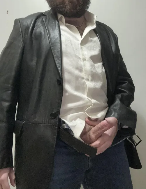 I get so horny free balling in jeans all day