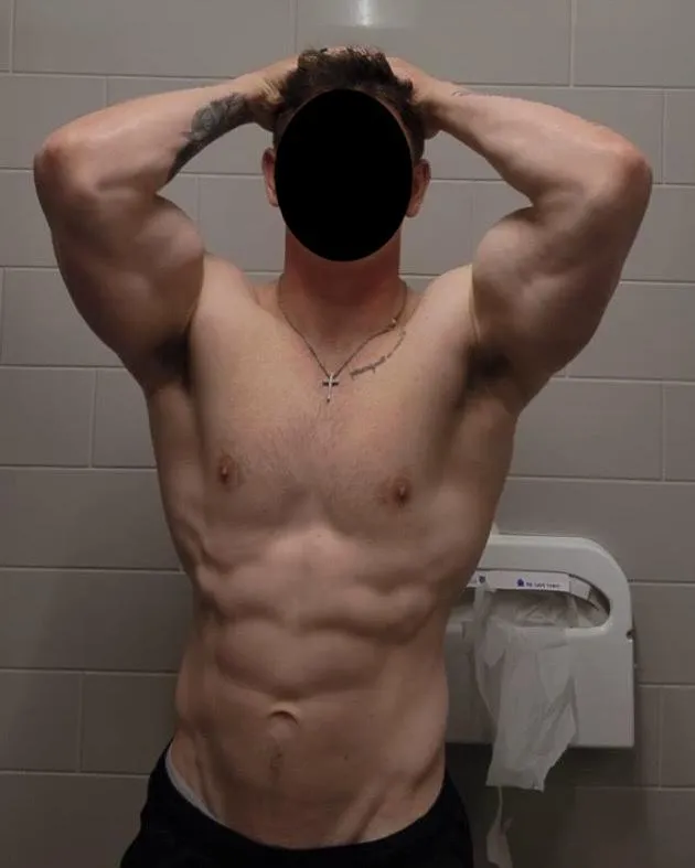 I got 9 inches of cock for subs that send