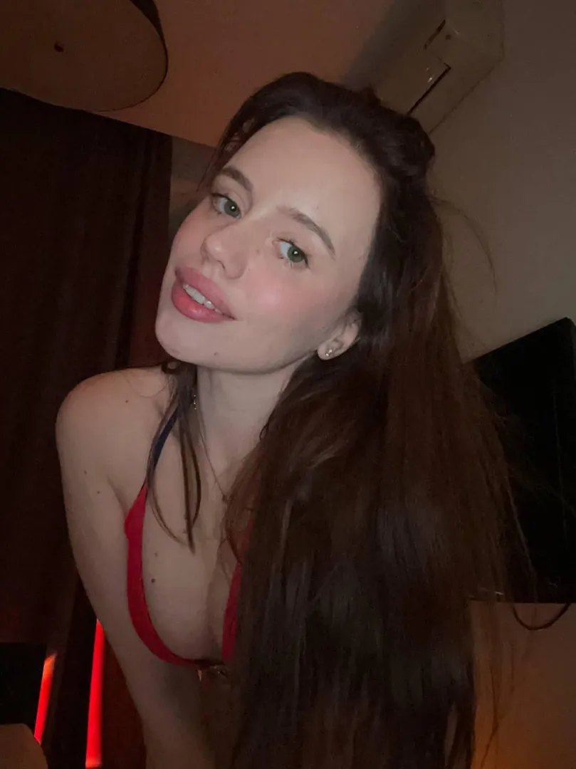 I hope you find my green eyes sexy