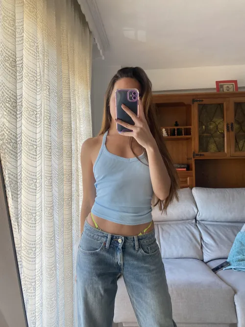 I know it’s a bit distracting…