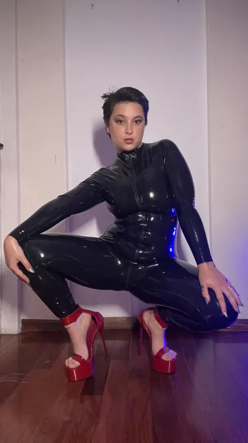 I know you enjoy my outfit, don't you