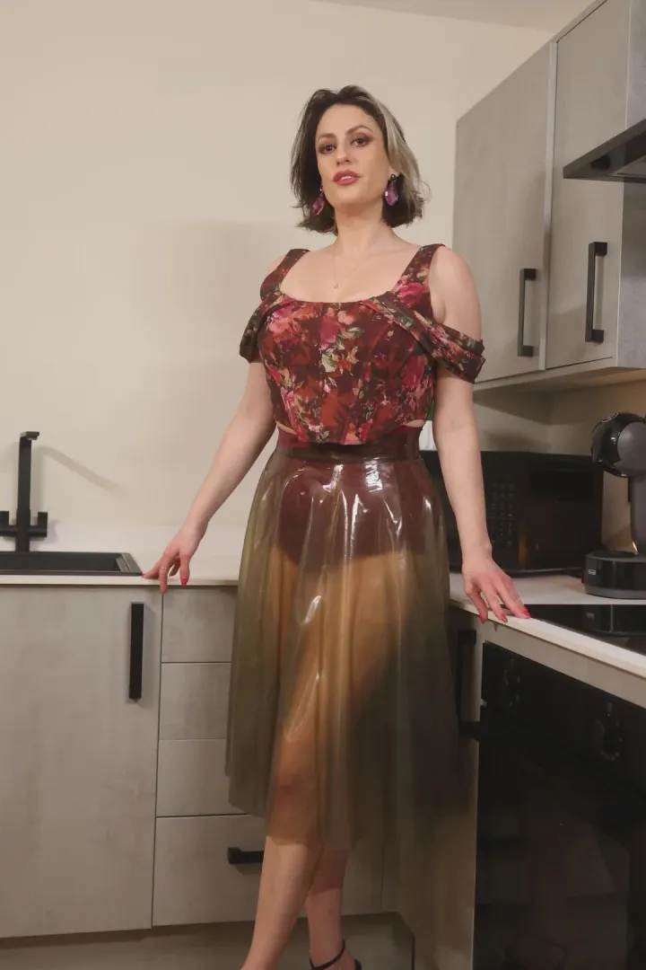 I know you would enjoy coming home to me in latex