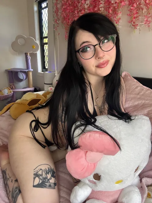 I like my fans the way I like my kisses… messy